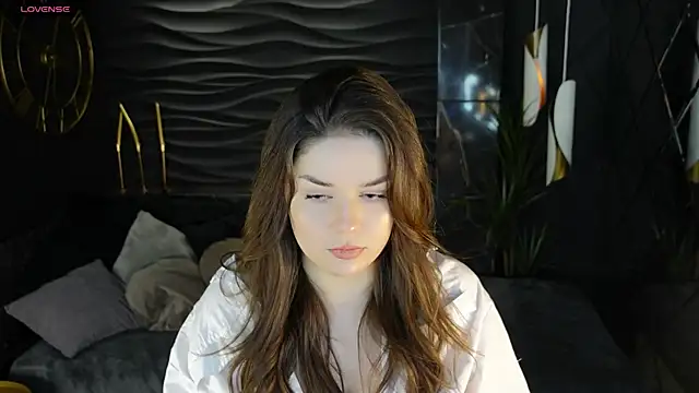 melanie neal online show from November 2025 09:04:01 PM