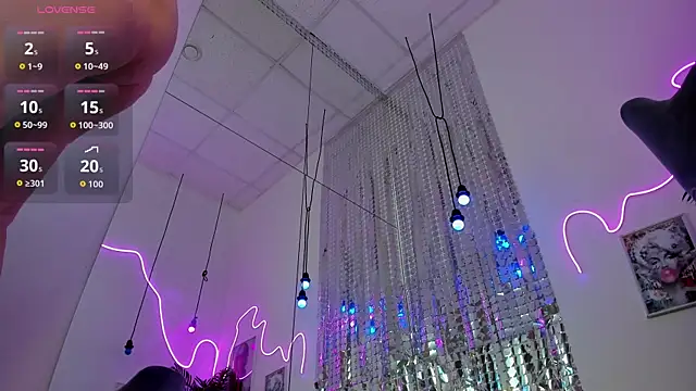 melanie neal online show from November 2025 08:53:02 PM