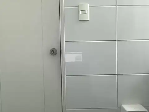 Snapshot of maxdonn29 chatting on April 2026 02:30:01 PM maxdonn29 online show from April 2026 02:30:01 PM