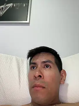 Snapshot of brito2026 chatting on November 2025 11:41:01 PM brito2026 online show from November 2025 11:41:01 PM