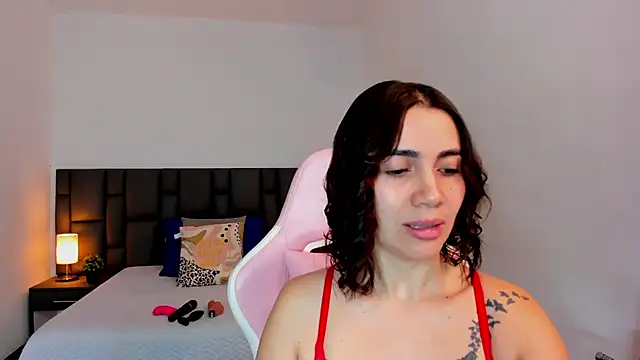 sara ospinna online show from November 2025 11:32:02 AM