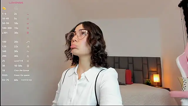 sara ospinna online show from November 2025 03:16:01 PM