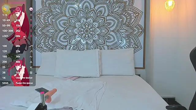 Lilith Aliany  online show from December 2025 01:26:02 PM