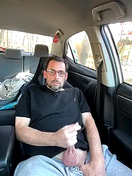 Snapshot of biggdaddyandqueenn chatting on November 2025 02:33:01 PM biggdaddyandqueenn online show from November 2025 02:33:01 PM