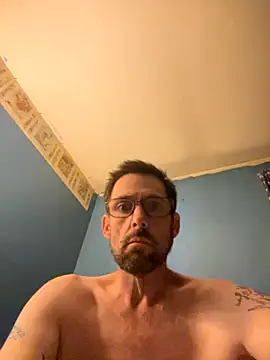 Snapshot of biggdaddyandqueenn chatting on November 2025 10:30:01 AM biggdaddyandqueenn online show from November 2025 10:30:01 AM