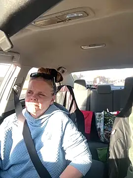 Snapshot of biggdaddyandqueenn chatting on December 2025 07:36:05 PM biggdaddyandqueenn online show from December 2025 07:36:05 PM