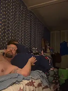 Snapshot of biggdaddyandqueenn chatting on December 2025 01:44:01 AM biggdaddyandqueenn online show from December 2025 01:44:01 AM