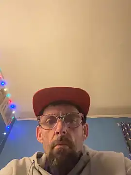 Snapshot of biggdaddyandqueenn chatting on December 2025 08:04:02 PM biggdaddyandqueenn online show from December 2025 08:04:02 PM