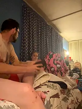 Snapshot of biggdaddyandqueenn chatting on November 2025 07:08:02 AM biggdaddyandqueenn online show from November 2025 07:08:02 AM