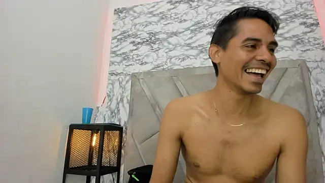 KiraFox1 online show from January 2026 08:05:01 PM