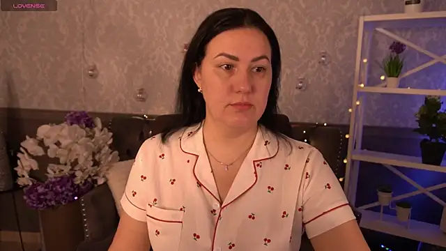 VelvetLuck online show from January 2026 01:37:02 PM