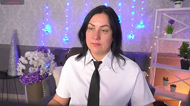 VelvetLuck online show from January 2026 01:40:01 PM