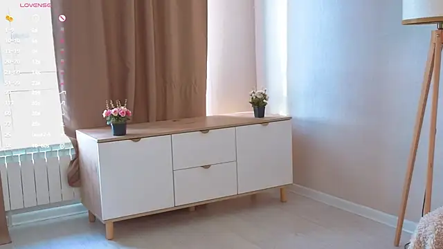 MarvisKuhIo online show from December 2025 08:09:02 AM