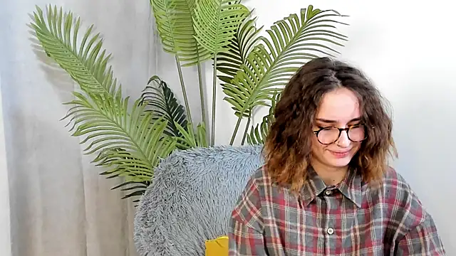 Snapshot of JeniseDancer chatting on November 2025 03:05:01 PM JeniseDancer online show from November 2025 03:05:01 PM