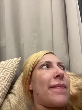 melisboa online show from February 2026 04:35:01 AM