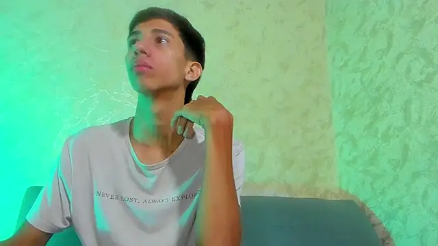 lucian davii online show from November 2025 12:20:01 PM