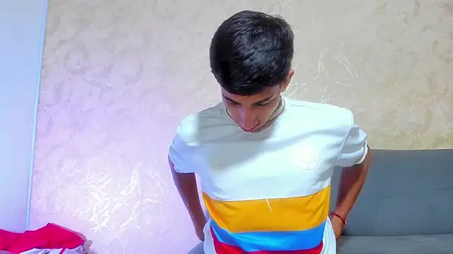 lucian davii online show from November 2025 12:30:01 PM