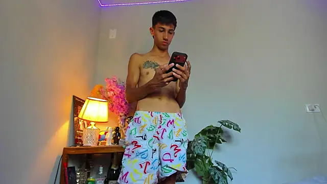 lucian davii online show from June 2026 01:50:01 PM
