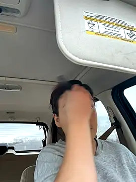 thickfarmtwat online show from December 2025 03:57:01 PM