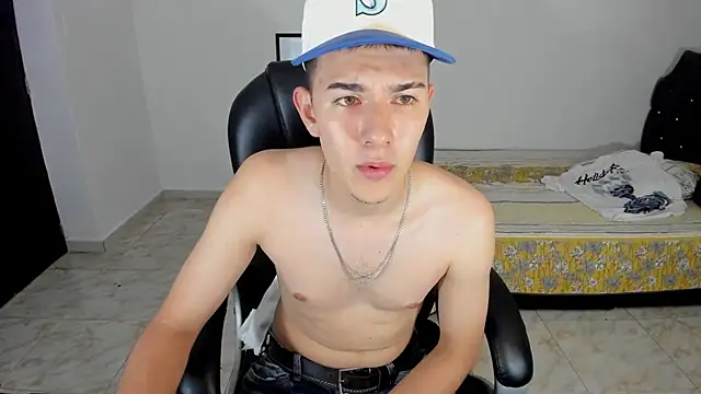 Aleck Boy online show from November 2025 11:49:02 PM