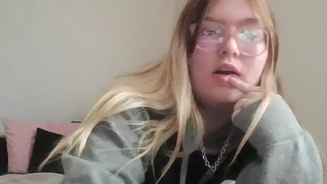 borderline mutt online show from November 2025 07:18:02 PM