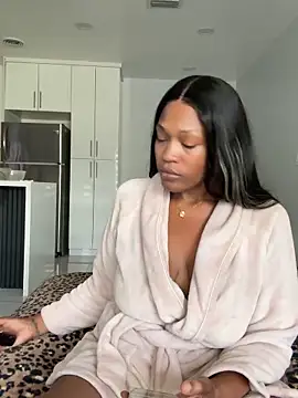 PrincessDreamm online show from April 2026 08:04:02 PM