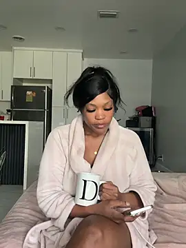 PrincessDreamm online show from March 2026 04:34:02 PM