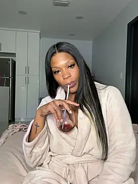 PrincessDreamm online show from March 2026 11:14:01 PM