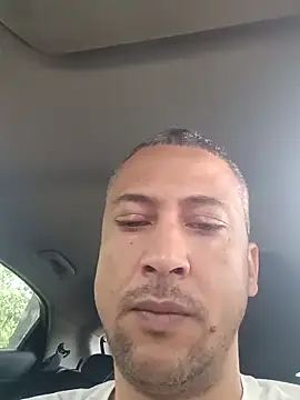 Arrombador20 online show from April 2026 12:53:02 PM