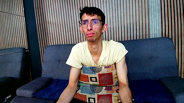 ZyroNight online show from December 2025 09:36:02 PM