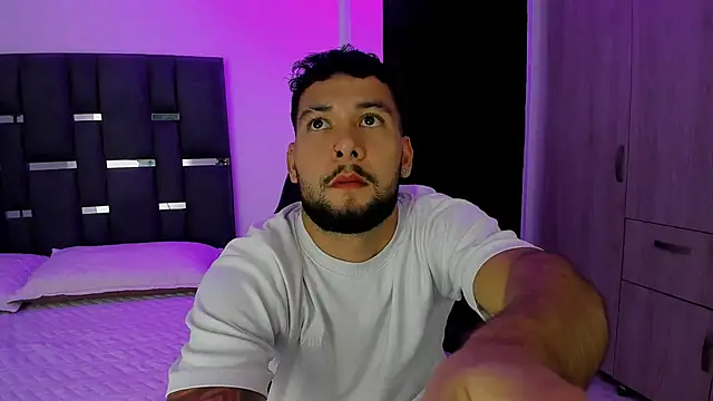 noah corvelle online show from November 2025 12:47:02 AM