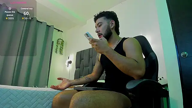 noah corvelle online show from November 2025 01:16:01 AM