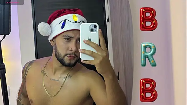 Snapshot of noah_corvelle chatting on February 2026 04:10:01 AM noah corvelle online show from February 2026 04:10:01 AM