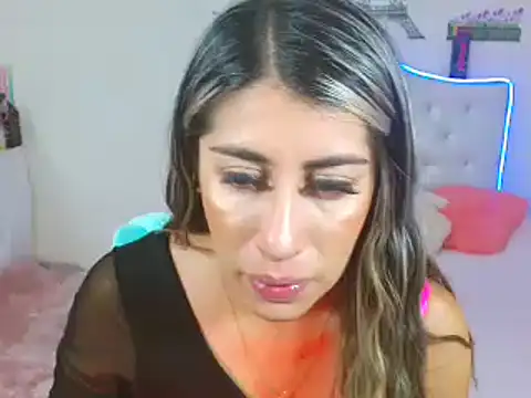 veronicamist95 online show from November 2025 02:45:02 AM