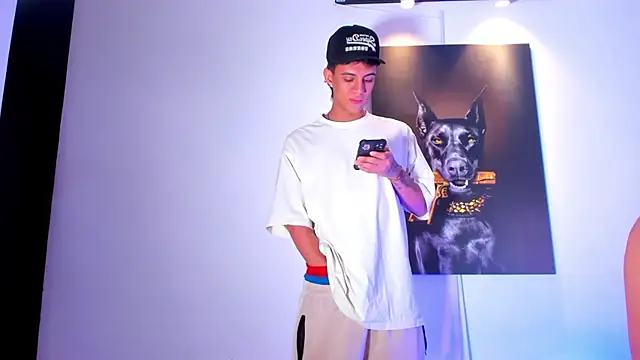 Snapshot of stiven_24cm chatting on November 2025 04:16:01 AM stiven 24cm online show from November 2025 04:16:01 AM