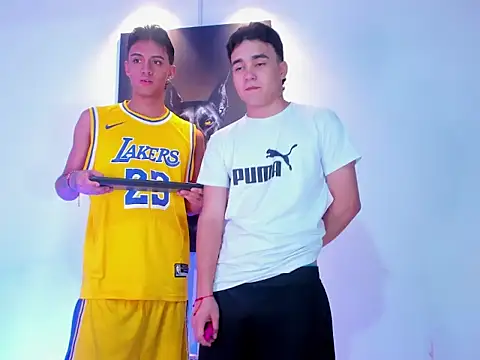 Snapshot of stiven_24cm chatting on November 2025 12:14:01 AM stiven 24cm online show from November 2025 12:14:01 AM