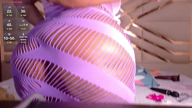 missfoster online show from April 2026 02:47:02 AM