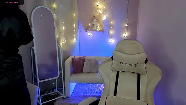 Snapshot of Hanako_Rey chatting on February 2026 05:24:01 AM Hanako Rey online show from February 2026 05:24:01 AM