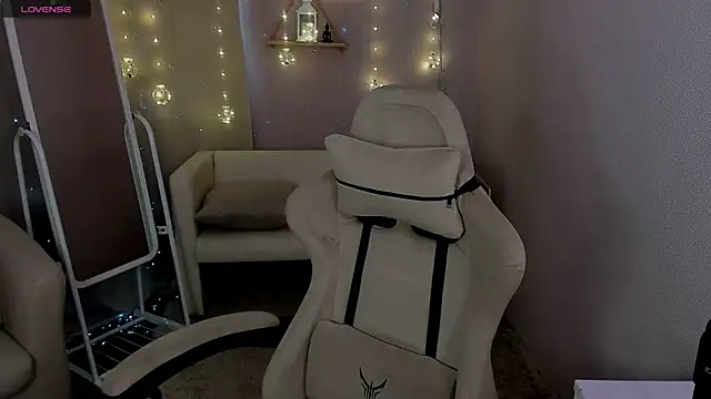 Snapshot of Hanako_Rey chatting on February 2026 01:11:02 PM Hanako Rey online show from February 2026 01:11:02 PM