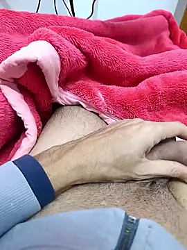 zero1122twt online show from January 2026 07:20:02 PM