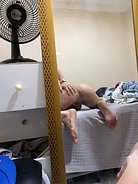 Snapshot of garoto19sex chatting on November 2025 03:37:02 PM garoto19sex online show from November 2025 03:37:02 PM