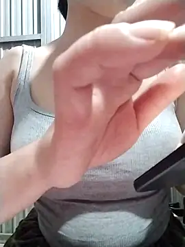 Niramiu online show from March 2026 01:24:01 PM