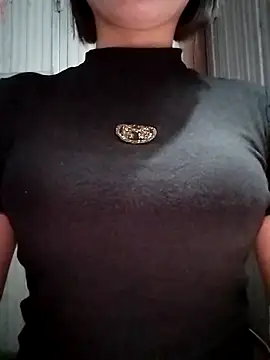 Niramiu online show from November 2025 01:53:02 AM