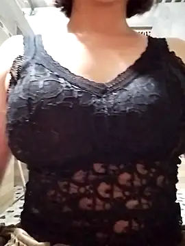 Niramiu online show from April 2026 09:39:33 PM