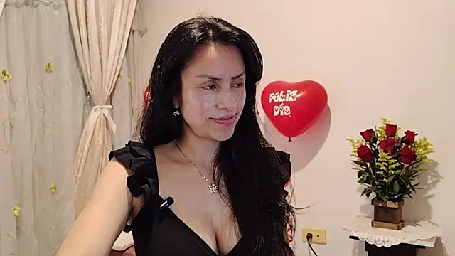 Snapshot of Bella_Exhibition chatting on February 2026 07:25:01 PM Bella Exhibition online show from February 2026 07:25:01 PM