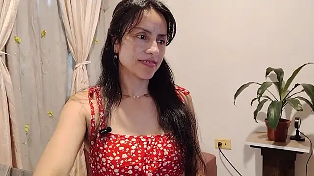 Snapshot of Bella_Exhibition chatting on February 2026 07:14:01 PM Bella Exhibition online show from February 2026 07:14:01 PM