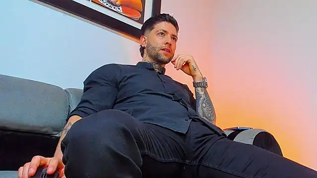 Supreme Alpha online show from November 2025 02:47:02 AM