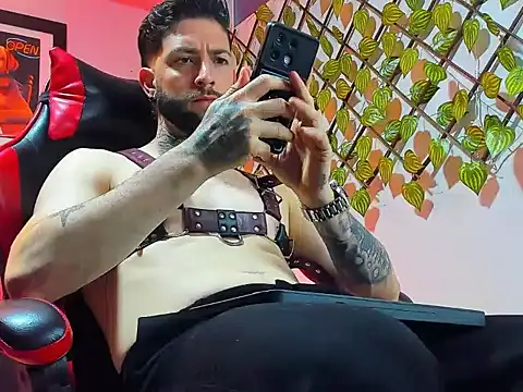 Supreme Alpha online show from December 2025 08:10:02 PM