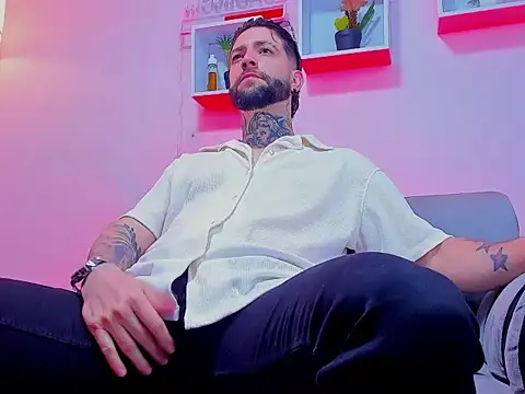 Supreme Alpha online show from November 2025 07:36:02 PM