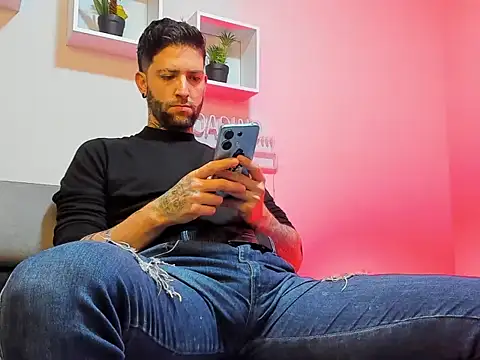 Supreme Alpha online show from November 2025 02:50:02 AM